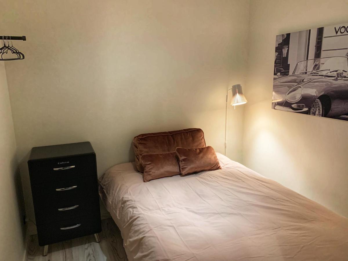 Broncks Apartment 1 - Modern 2-Bedroom In The Heart Of Tórshavn Exteriér fotografie
